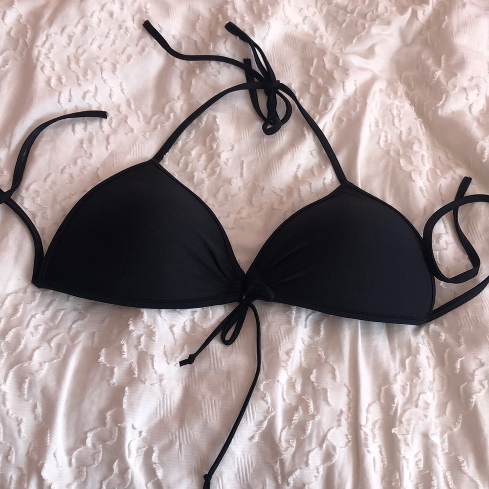 Women’s large bikini top in black
